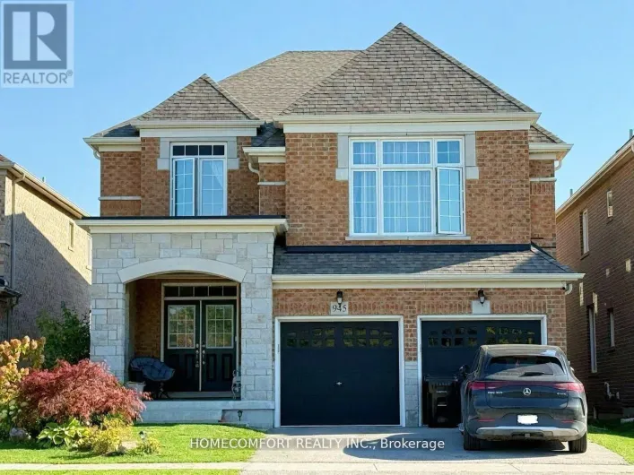 945 LANGFORD BOULEVARD, Bradford West Gwillimbury