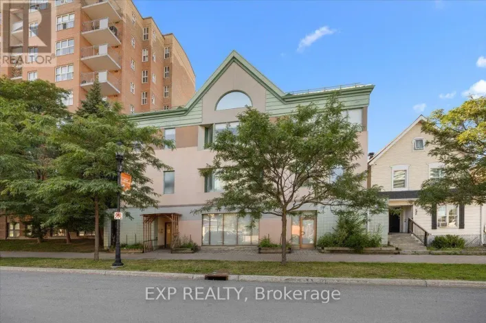 945 WELLINGTON STREET, Ottawa