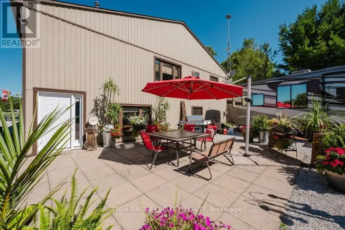 9450 LONGWOODS ROAD, Chatham-Kent