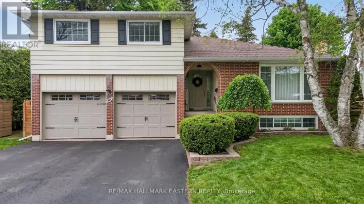 946 BEAUFORT COURT, Oshawa