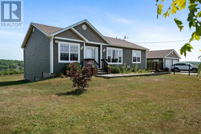 946 Lake Egmont Road, Lake Egmont