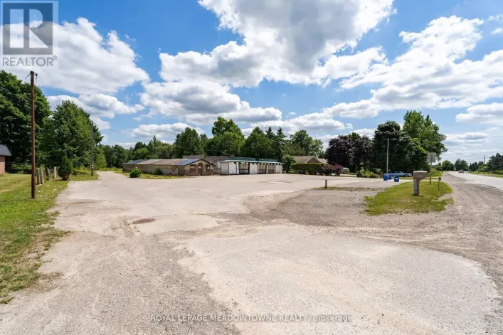 9483 WELLINGTON RD 124 ROAD, Erin