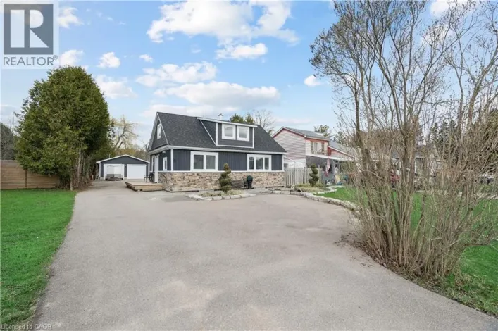 9488 WELLINGTON RD 124, Erin