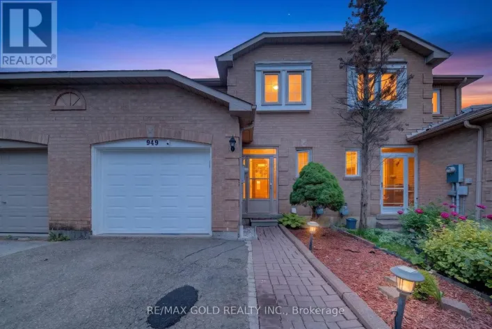 949 BLIZZARD ROAD, Mississauga