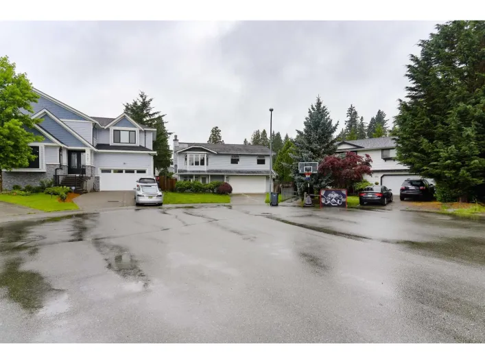 9496 209B CRESCENT, Langley