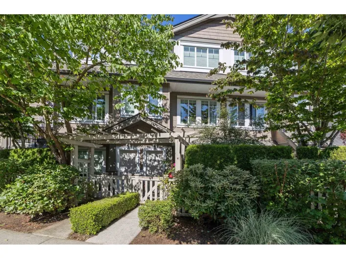 95 8251 209B STREET, Langley