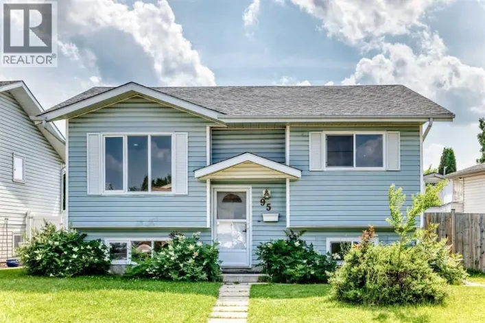 95 Eversole Crescent, Red Deer