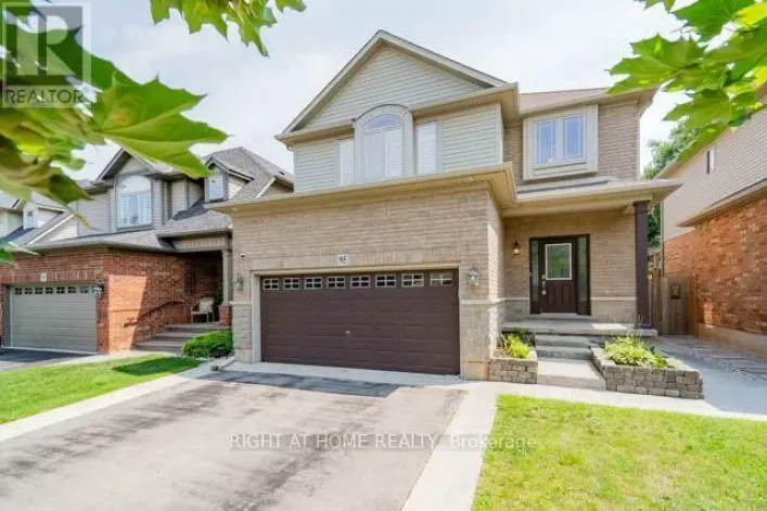95 HEMLOCK WAY, Grimsby