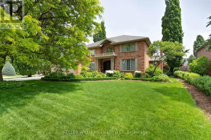 95 HIGHLAND WOODS COURT, London South