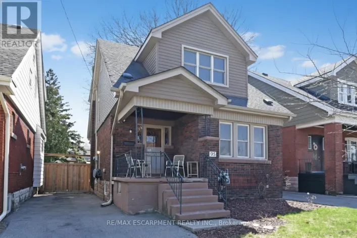 95 HUXLEY AVENUE S, Hamilton