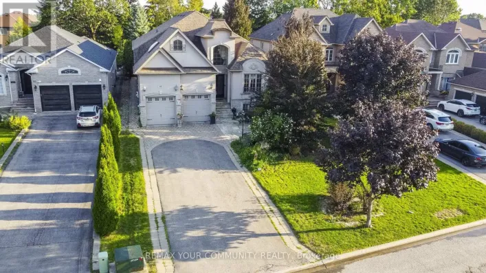 95 NAUGHTON DRIVE, Richmond Hill