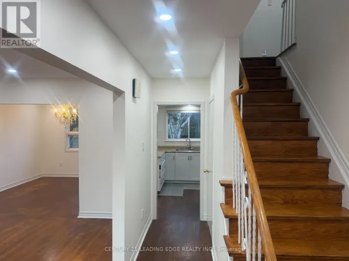 95 WILLOWRIDGE ROAD, Toronto