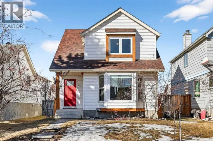 95 Woodglen Grove SW, Calgary