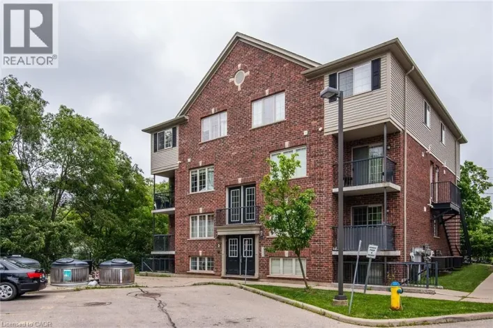 950 HIGHLAND Drive W Unit# 32, Kitchener