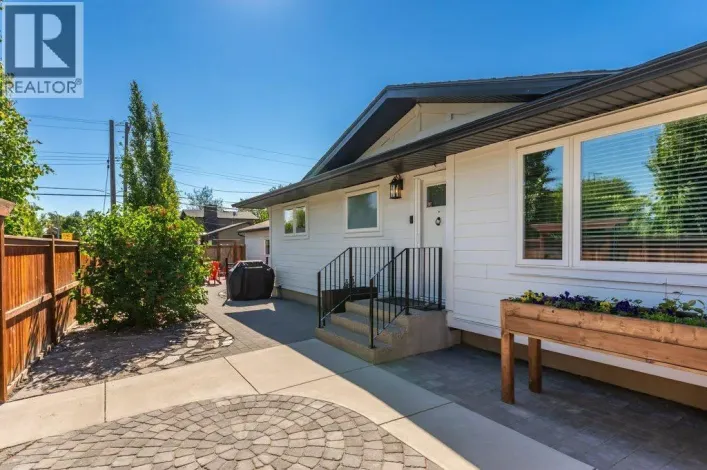 9504 3 Street SE, Calgary