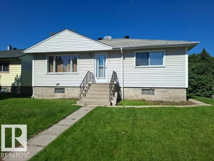 House for sale: 9504 63 AV NW NW, Edmonton