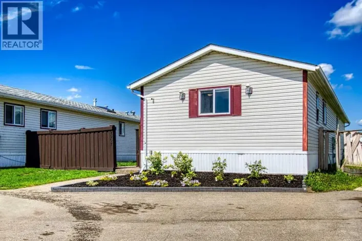 9507 108B Avenue, Clairmont
