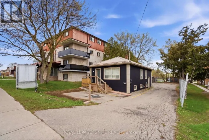 951 SIMCOE STREET N, Oshawa