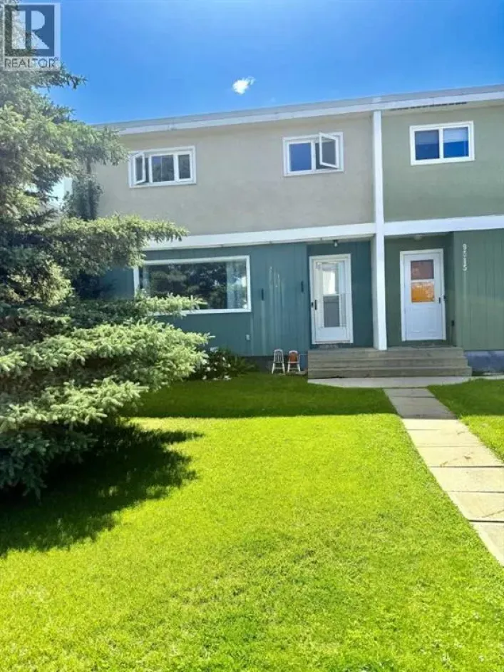 9517 89 Avenue, Peace River