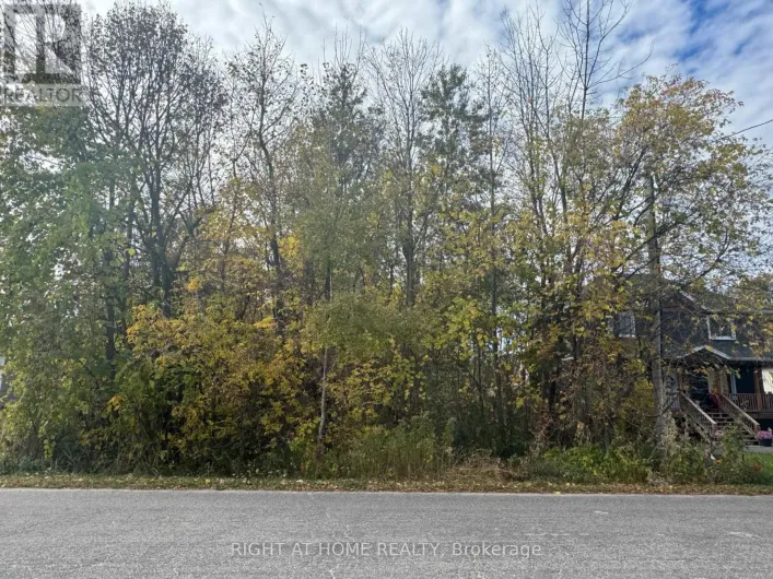 952 FERRIER AVENUE, Innisfil