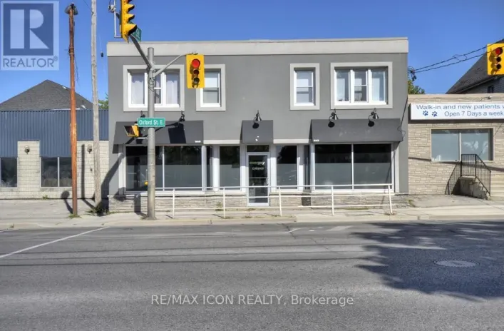 952 OXFORD STREET E, London East