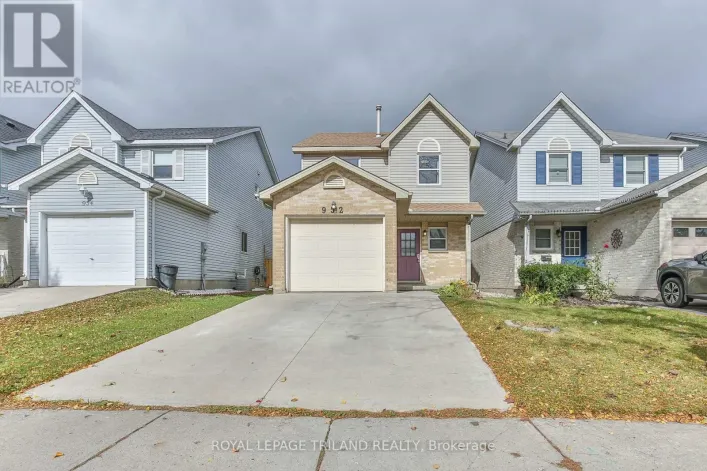 952 THISTLEDOWN WAY, London North