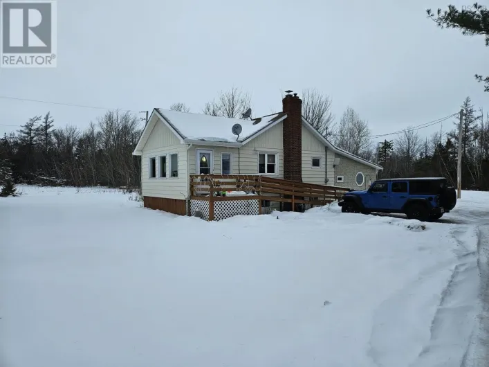 9521 Highway 6 Highway, Pugwash