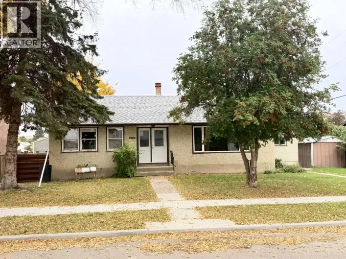9526 86 Avenue, Peace River