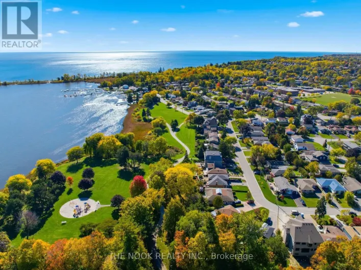 953 ESSA CRESCENT, Pickering