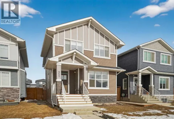 953 West Lakeview Drive, Chestermere