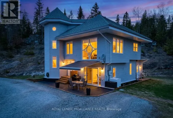 9537 ROAD 509 ROAD, Frontenac