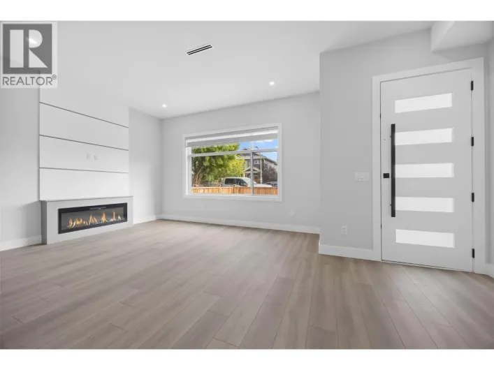 954 Stockwell Avenue Unit# 2, Kelowna