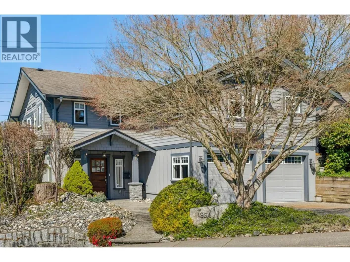 954 TUDOR AVENUE, North Vancouver