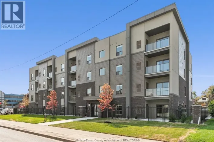 955 OUELLETTE AVENUE Unit# 402, Windsor