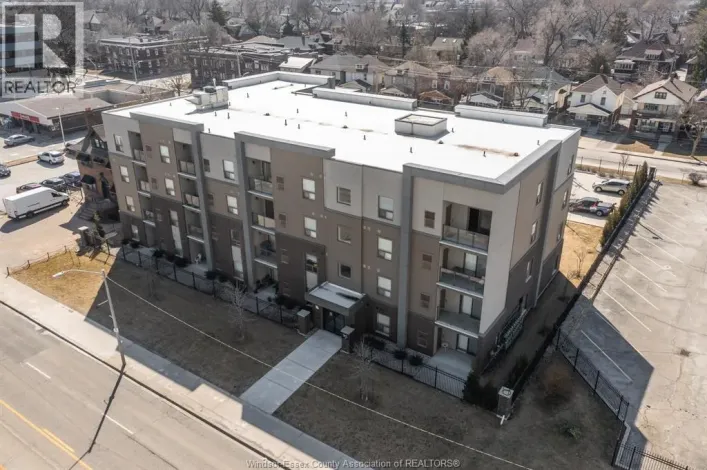 955 OUELLETTE AVENUE Unit# 405, Windsor