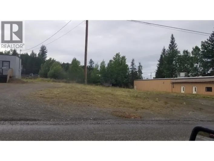 956 ALPINE AVENUE, 100 Mile House