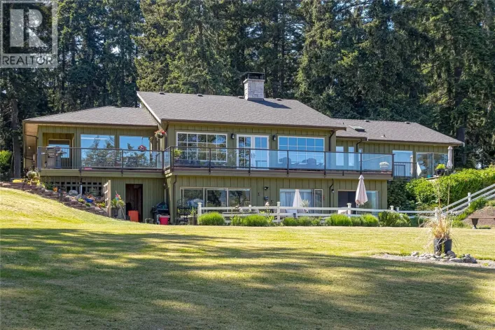 956 Cherry Point Rd, Cowichan Bay