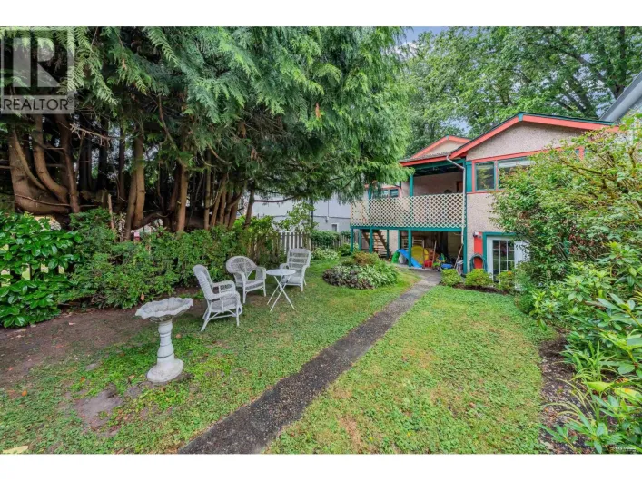 956 E 21ST AVENUE, Vancouver