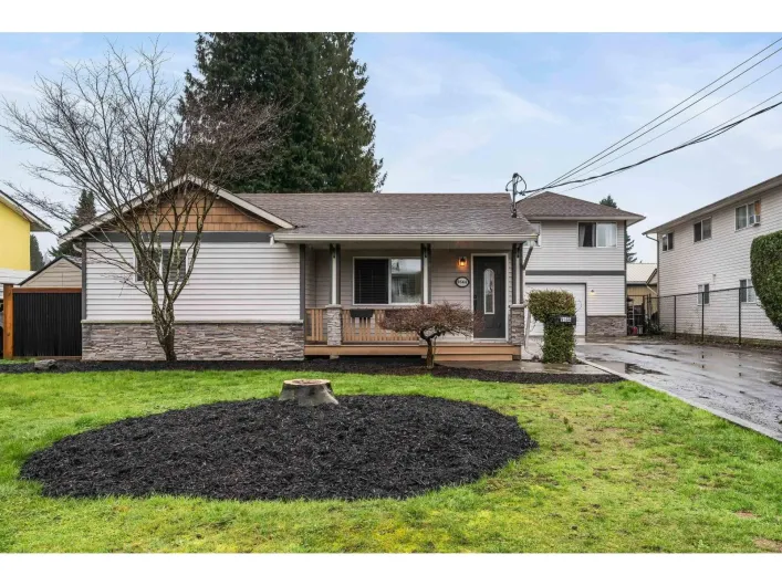 9566 COOTE STREET|Chilliwack Proper East, Chilliwack