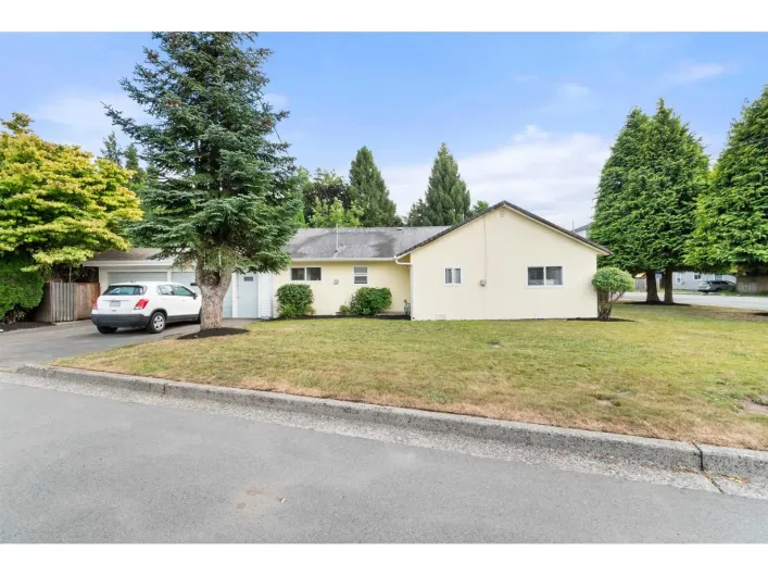 9570 VICTOR STREET|Chilliwack Proper East, Chilliwack