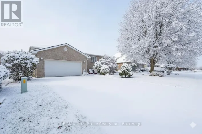 958 HIGHLAND STREET, Saugeen Shores