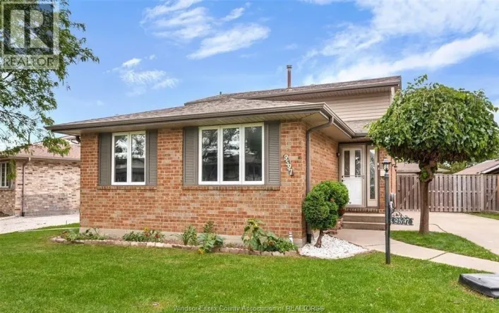 9597 AVERY LANE Unit# UPPER, Windsor