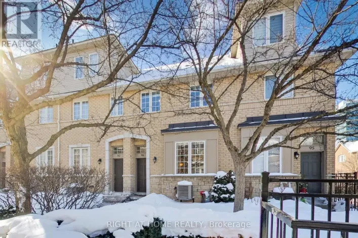 96 - 23 OBSERVATORY LANE, Richmond Hill