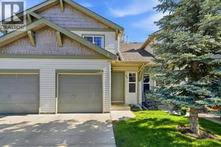96 Eversyde Court SW, Calgary