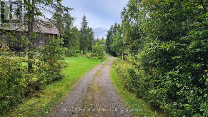 96 PICKEREL & JACK LAKE ROAD, Armour