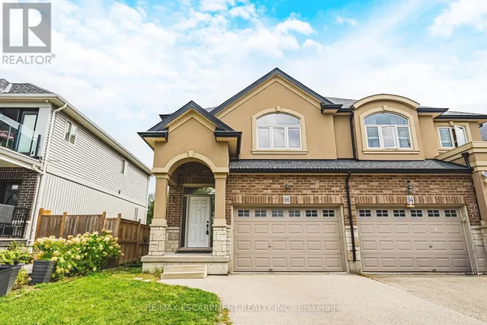 96 SPRINGVALLEY CRESCENT, Hamilton