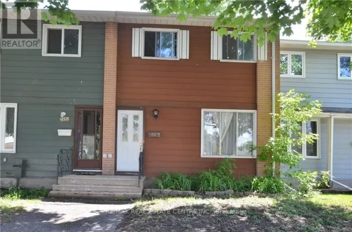 960 MEADOWLANDS DRIVE, Ottawa