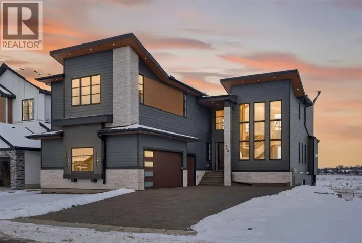 960 South Shore Terrace, Chestermere