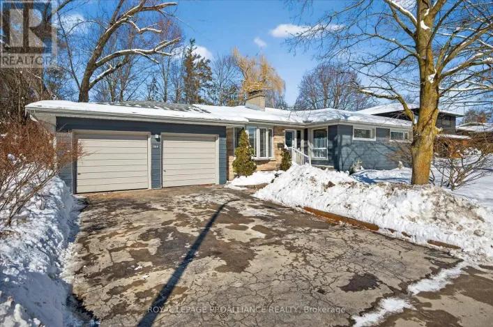 960 WELLER STREET N, Peterborough