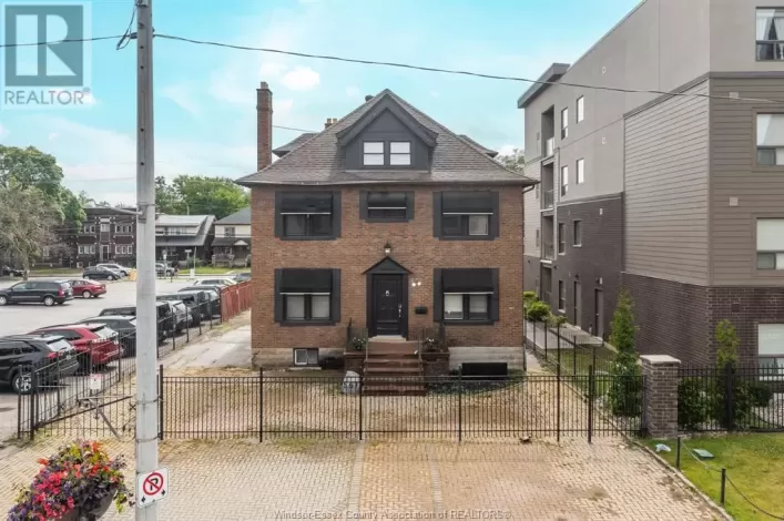 961 OUELLETTE AVENUE, Windsor